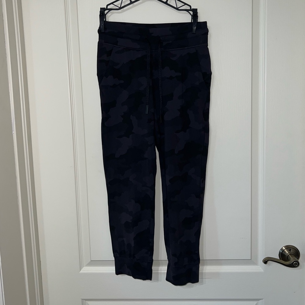 Lululemon Ready to Rulu Joggers
